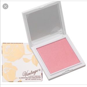 🌟VINTAGE COSMETICS🌟HIGHLIGHTER🌟